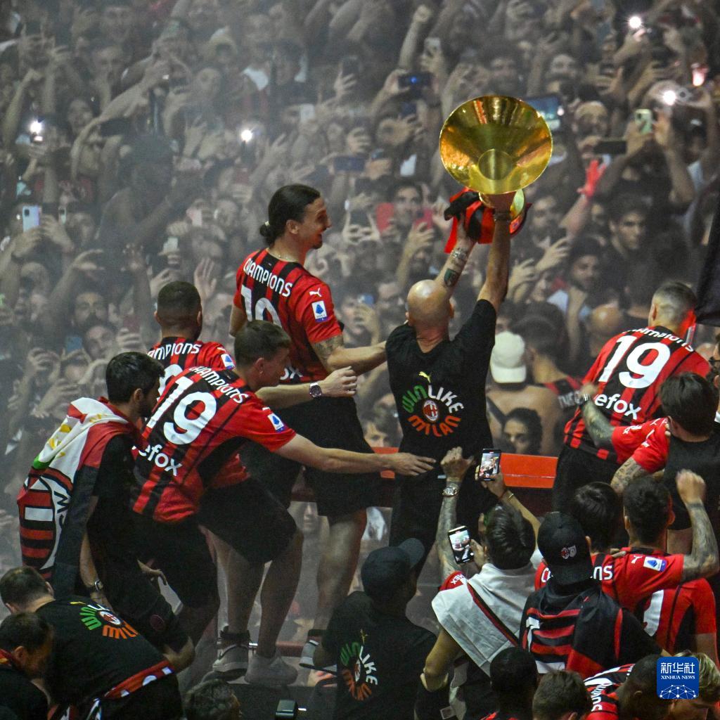 式和配色与 式和配色与