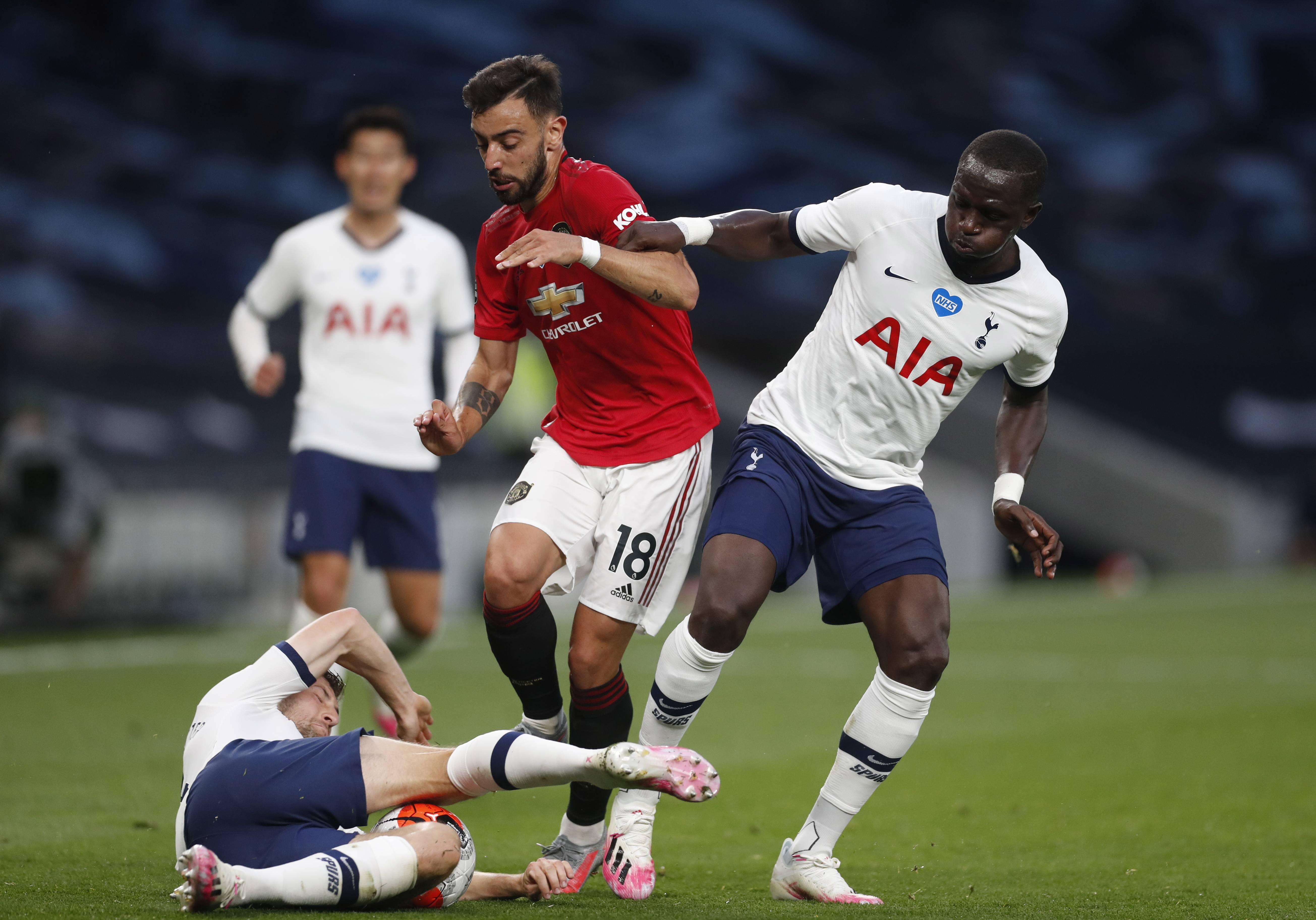 让老队员在 让老队员在