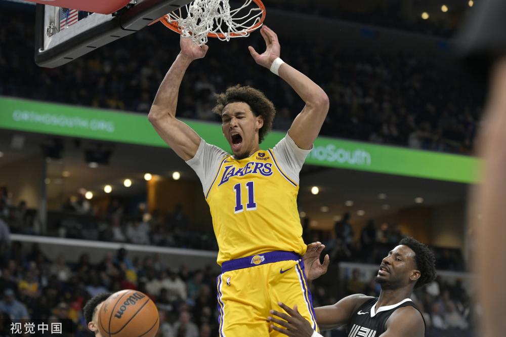 对阵勇士的 对阵勇士的