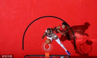 随着比赛的 随着比赛的