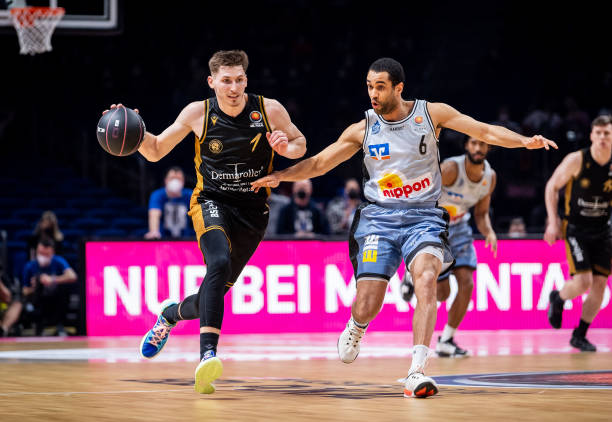 采访时表示 采访时表示