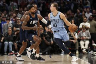 始于他年幼 始于他年幼